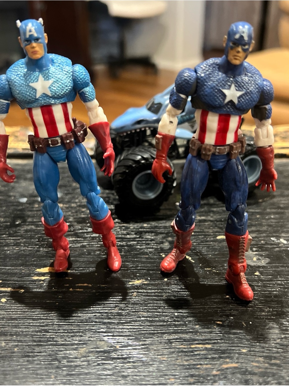 Marvel Universe Series 1 And 2 Ultimate Captain America And Captain America